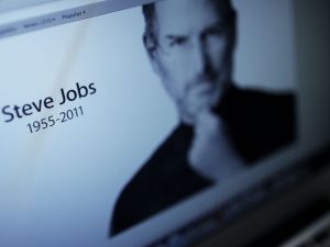 Linking Steve Jobs to the Prophet Mohammad (PBUH). Abdul Fattah John Jandali belongs to a prominent Sunni family from Homs. The family is a direct descendent of the Prophet Mohammad.(PBUH) Linking Steve Jobs to the Prophet Mohammad (PBUH). Abdul Fattah John Jandali belongs to a prominent Sunni family from Homs. The family is a direct descendent of the Prophet Mohammad.(PBUH)