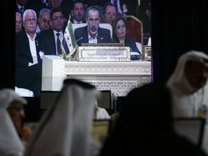 رئيس الائتلاف الوطني المعارض احمد معاذ الخطيب في القمة العربية