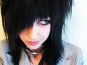 السلطات السعودية تمنع الإيمو والبويات من الدراسة السلطات السعودية تمنع الإيمو والبويات من الدراسة