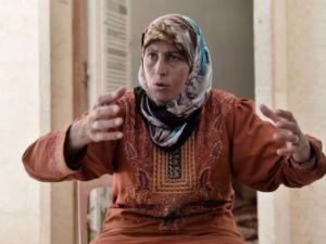 فاطمة "ام" المقاتلين والفارين على الجبهة السورية 