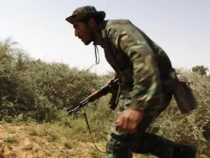 انقرة تطالب القتال ولندن بالتصعيد