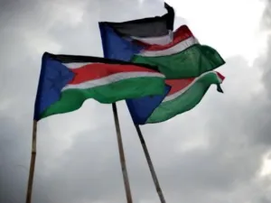 اعلام جنوب السودان في جوبا
