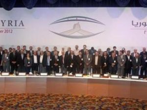 اعضاء ائتلاف المعارضة السورية الجديد في الدوحة يوم 11 نوفمبر تشرين الثاني 
