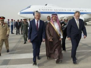 هيغل يصل الرياض