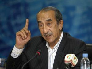 الاعلامي حمدي قنديل 