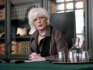 رئيسة الوزراء الايسلندية يوهانا سيغوردادوتير