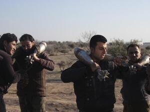 مقاتلون من الجيش الحر في ادلب