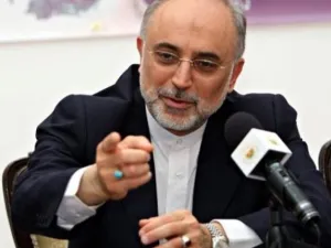 وزير الخارجية الايراني علي اكبر صالحي