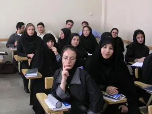 الاتحاد الاوروبي يقر نهائيا عقوباته المشددة على ايران