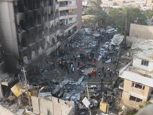 دمار خلفه احد التفجيرات