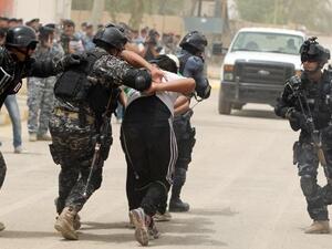 الشرطة العراقية تعتقل "ارهابيا" خلال مراسم تخرج في بغداد 
