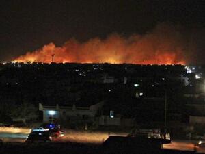 دخان يتصاعد من مصنع اليرموك للذخيرة في الخرطوم يوم 24 اكتوبر تشرين الاول 