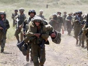 جنود اسرائيليون خلال تدريب قرب خط وقف اطلاق النار بين اسرائيل وسوريا
