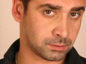 Karim Abdel Aziz set to take the lead role as an alcoholic psychiatrist 