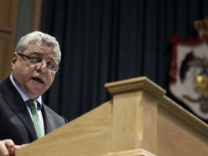 رئيس الوزراء الاردني عون الخصاونة يلقي كلمة في مجلس النواب
