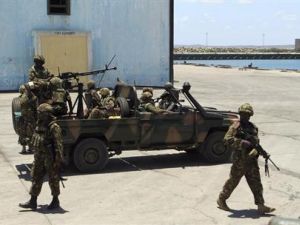 غارة جوية أمريكية تقصف اجتماعا لحركة الشباب