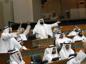 نواب في البرلمان الكويتي