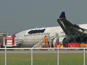 صورة ارشيف لتحطم طائرة تابعة للطيران التايلاندي في مطار بانكوك الدولي في 9 ايلول/سبتمبر 2013
