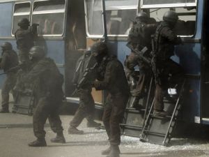 تحرير سعوديين في لبنان خطفتهما "عصابة تابعة لدولة عربية"  تحرير سعوديين في لبنان خطفتهما "عصابة تابعة لدولة عربية"