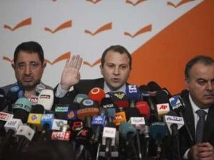 وزراء المعارضة يعلنون استقالتهم