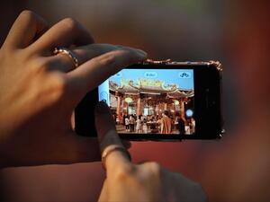 Lebanon is still looking to sign some agreements with smartphone manufacturers that use 4G in an effort to grow the use of this new technology in the country (Shutterstock)