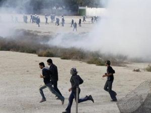 ارشيف/ مواجهات بين الشرطة ومتظاهرين في البحرين