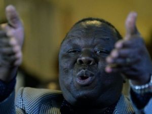 اعلان فوز موغابي بالانتخابات الرئاسية