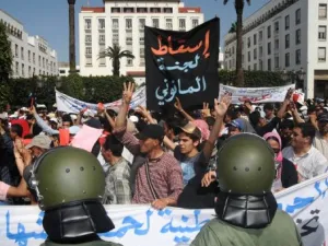 تظاهرة في فاس في 8 نيسان/ابريل دعت اليها حركة شباب 20 فبراير
