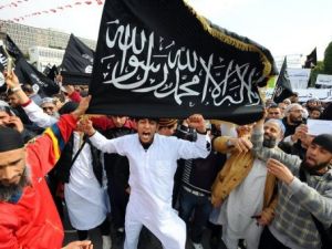 زعيم السلفية الجهادية بتونس يندد بترحيل سلفيين مغربيين  زعيم السلفية الجهادية بتونس يندد بترحيل سلفيين مغربيين