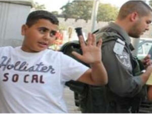 عدد اعتقالاته اكثر من سنين عمره 