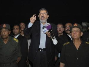 مرسي متوسطا طنطاوي وعنان