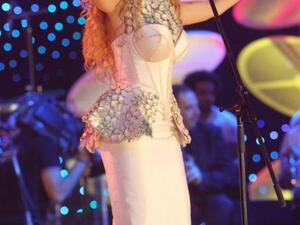 Myriam Fares performing in the 'Cinderella' gown
