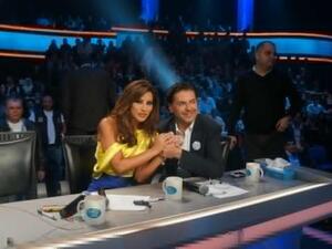 الفنانة نجوى كرم والفنان راغب علامة في الحلقة النهائية من عرب ايدول الفنانة نجوى كرم والفنان راغب علامة في الحلقة النهائية من عرب ايدول