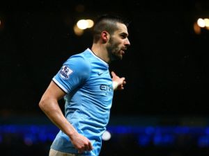 نيغريدو يحتفل بعد تسجيله هدف سيتي الثاني