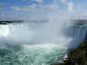  Niagara Falls and the Islamic Holy Month of Ramadan are both astounding and beautiful to see.
