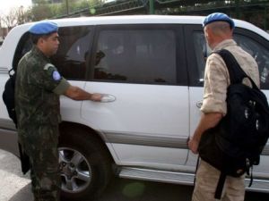 استمرار العنف في سوريا رغم وجود المراقبين  استمرار العنف في سوريا رغم وجود المراقبين