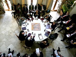 Peace talks get their turn at the table in the Middle East's quagmire (image Jordan peace summit, used for illustrative purposes) Peace talks get their turn at the table in the Middle East's quagmire (image Jordan peace summit, used for illustrative purposes)