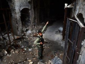 مقاتل من المعارضة السورية