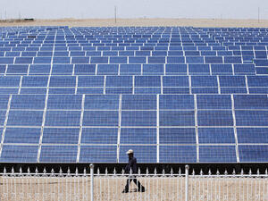 Saudi will produce 41 gigawatts of solar energy by 2032 (File Archive)