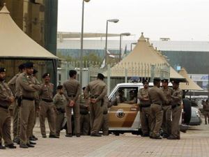 انتشار امني مكثف في شوارع الرياض 
