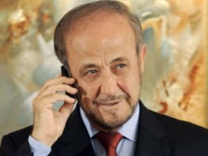 رفعت الاسد عم الرئيس السوري بشار الاسد