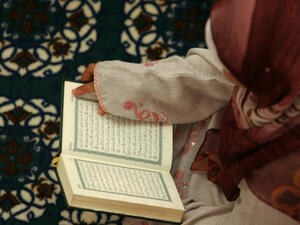 Russian prosecutors are looking into a case of alleged expulsion of a female student from a Siberian university over her hijab.