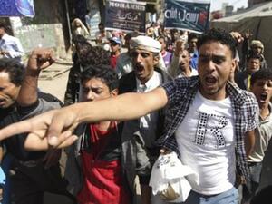 متظاهرون غاضبون في صنعاء