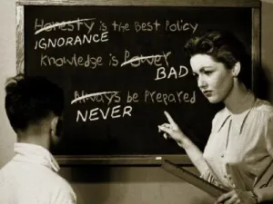 Sex education in the classroom. (Image source: "queenslyfe.com")