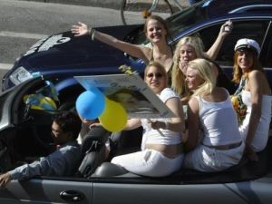 سعودي هدد بالانتحار 