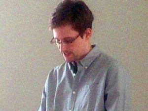 ادوارد سنودن