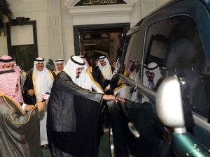 الرياض تنفي مانسب للملك 