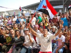 الالاف يتظاهرون في جنوب اليمن للمطالبة بالانفصال  