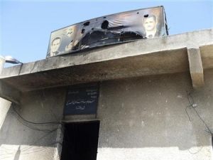 الافراج عن 10 مثقفين