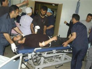 شخص اصيب على الجانب السوري من الحدود في مستشفى بمدينة كيليس التركية
 شخص اصيب على الجانب السوري من الحدود في مستشفى بمدينة كيليس التركية